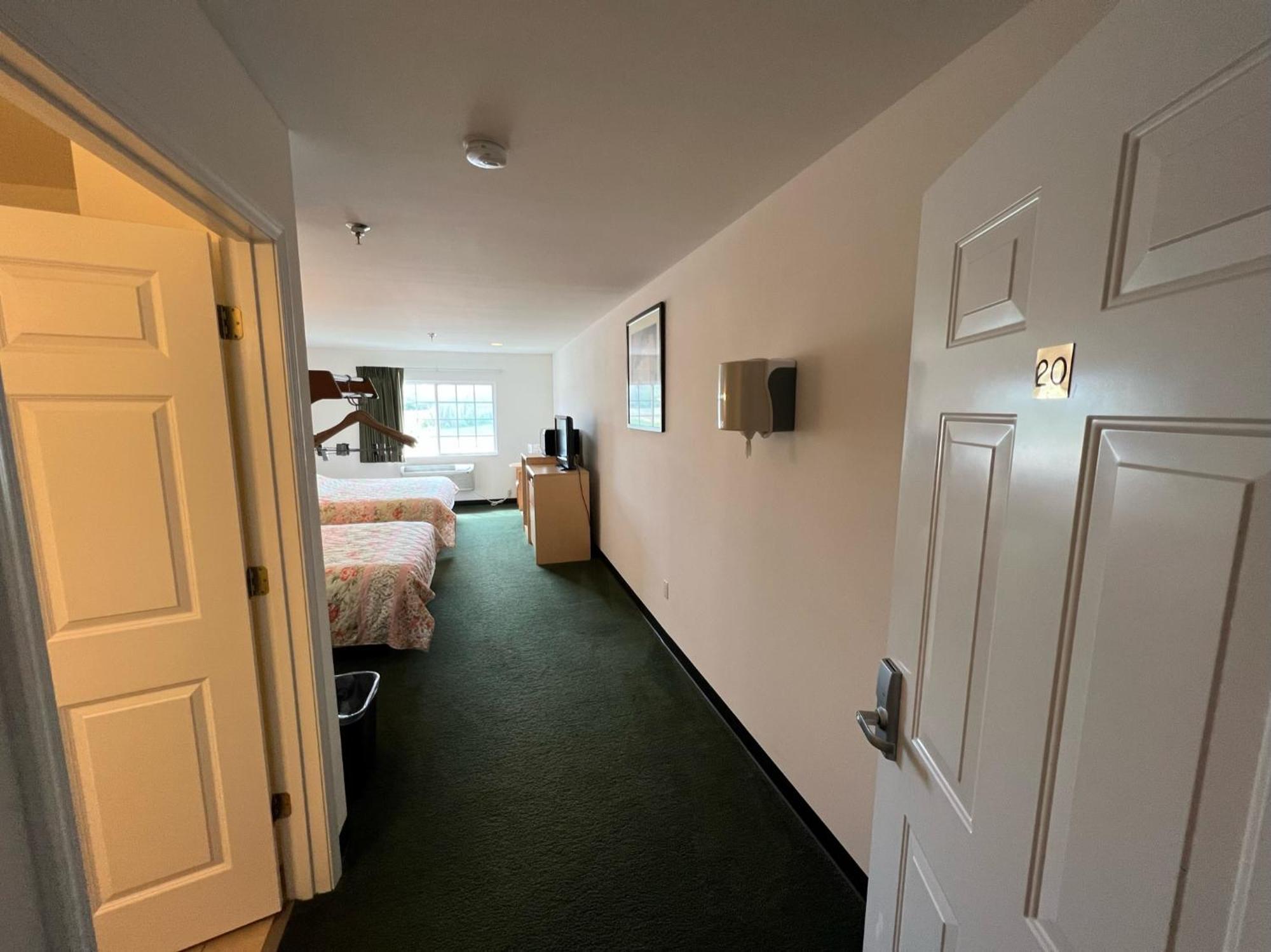 Red Bud Country Inn ภายนอก รูปภาพ